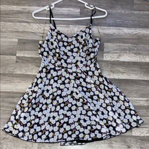 💜 Floral Dress - Black and White